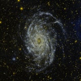 NGC 6744 - спиральная галактика с баром. Описание NGC 6744:, Галактика в созвездии Павлин