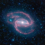 NGC 1097 - спиральная галактика с баром. Описание NGC 1097:, Галактика в созвездии Печь