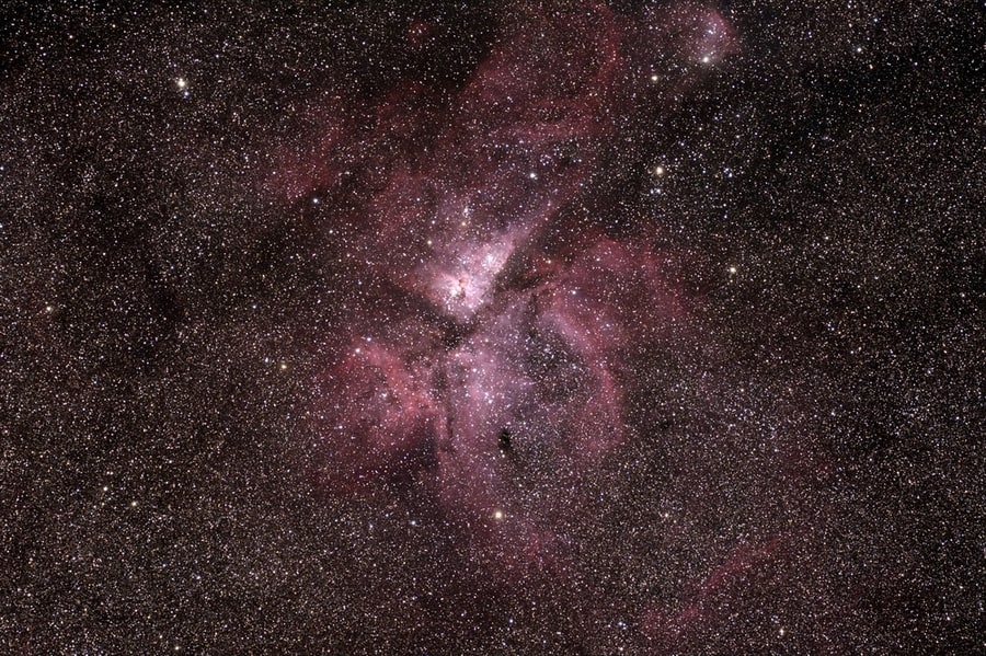 NGC 3372 - туманность. Описание NGC 3372:, Область H II в созвездии Киль