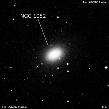 NGC 1052 - эллиптическая галактика. Описание NGC 1052:, Галактика в созвездии Кит
