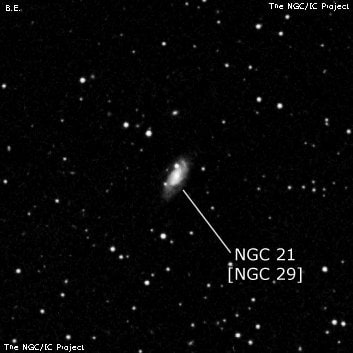 NGC 21 - спиральная галактика с баром. Описание NGC 21:, Объект глубокого космоса в созвездии Андромеда