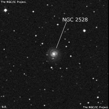 NGC 2528 - спиральная галактика. Описание NGC 2528:, Галактика в созвездии Рысь