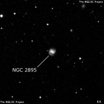 NGC 2895 - спиральная галактика с баром. Описание NGC 2895:, Галактика в созвездии Большая Медведица