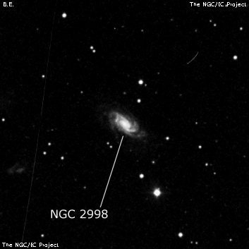 NGC 2998 - спиральная галактика с баром. Описание NGC 2998:, Галактика в созвездии Большая Медведица