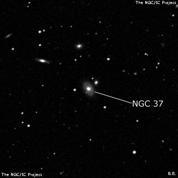 NGC 37 - спиральная галактика с баром. Описание NGC 37:, Галактика в созвездии Феникс
