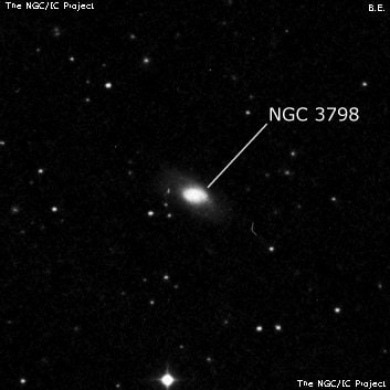 NGC 3798 - спиральная галактика с баром. Описание NGC 3798:, Галактика в созвездии Лев
