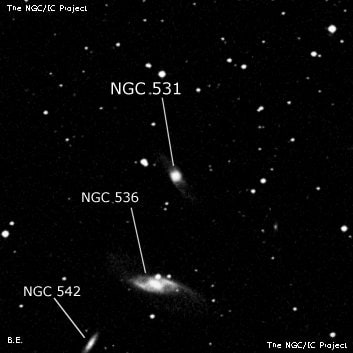 NGC 531 - спиральная галактика с баром. Описание NGC 531:, Галактика в созвездии Андромеда