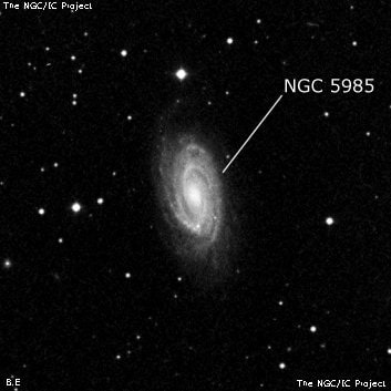 NGC 5985 - спиральная галактика с баром. Описание NGC 5985:, Галактика в созвездии Дракон