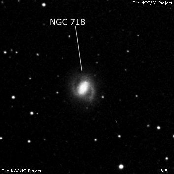 NGC 718 - спиральная галактика с баром. Описание NGC 718:, Галактика в созвездии Рыбы
