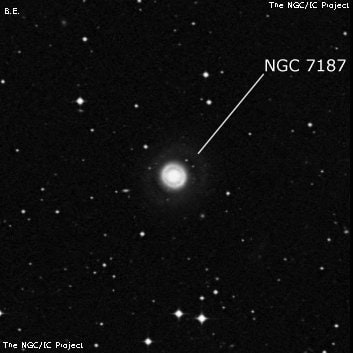 NGC 7187 - линзовидная галактика. Описание NGC 7187:, Галактика в созвездии Южная Рыба
