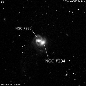 NGC 7284 - спиральная галактика с баром. Описание NGC 7284:, Галактика в созвездии Водолей