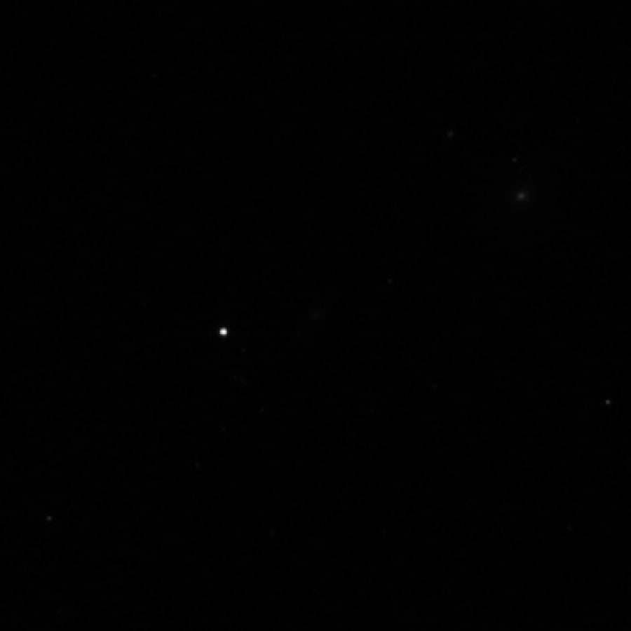 NGC 740, Галактика в созвездии Треугольник