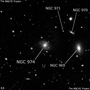 NGC 974 - спиральная галактика. Описание NGC 974:, Галактика в созвездии Треугольник